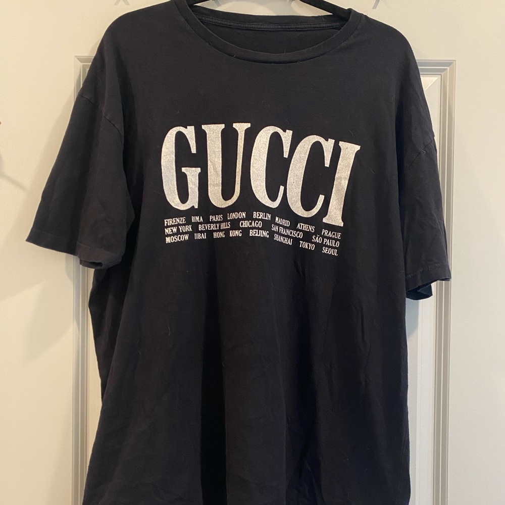 Graphic t shirt
